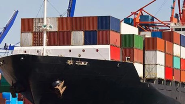 Se batió en mayo el récord histórico de exportaciones y superávit comercial