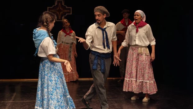 La obra sale a escena los domingos a las 18 en El Portón de Sánchez, Sánchez de Bustamante 1034.