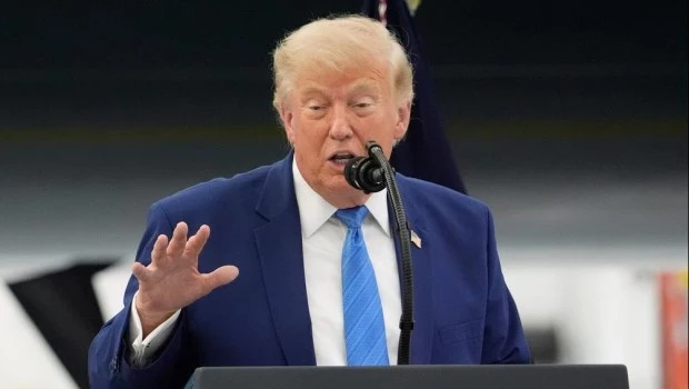 Trump exige a Irán que no "cause problemas" en Líbano o EEUU reanudará los ataques