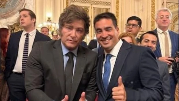 Milei presentará en sociedad a Ravier en la Fundación Faro