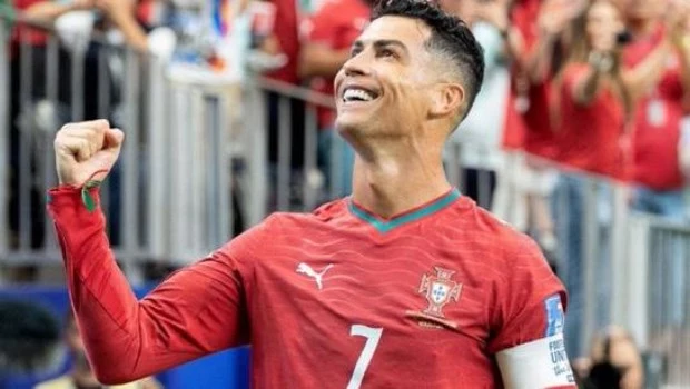 Cristiano Ronaldo superó tres récords en Mundiales con su doblete ante Uzbekistán