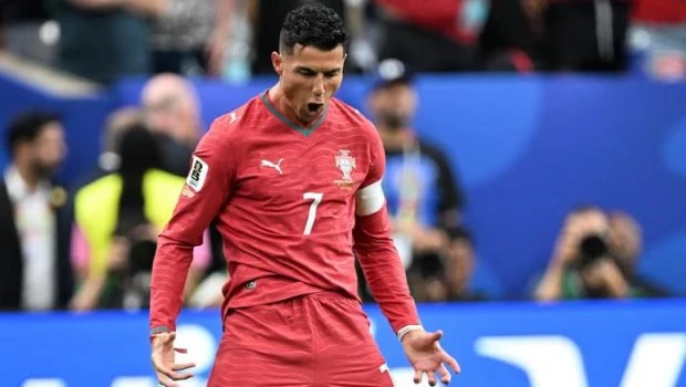 CR7 se convirtió en el único futbolista de la historia en marcar en seis mundiales