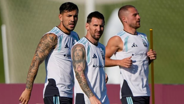 Argentina no cambia: práctica final en Kansas y luego viaja a Dallas para enfrentar a Jordania