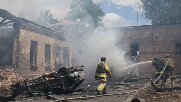 Ucrania lanza uno de los mayores ataques con drones en cuatro años de guerra