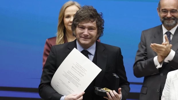 Milei premiado en España: “Cuando uno está en la tribuna, es más fácil que cuando está en el campo de juego”