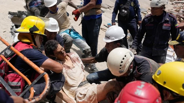 Ascienden a 920 muertos y a 3.360 los heridos en Venezuela tras el doble terremoto