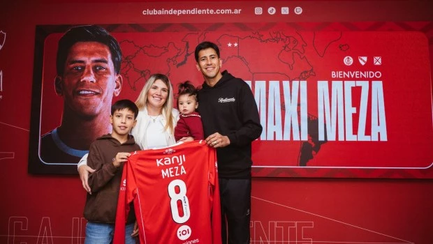 Maximiliano Meza fue presentado en Independiente luego de ser borrado de River