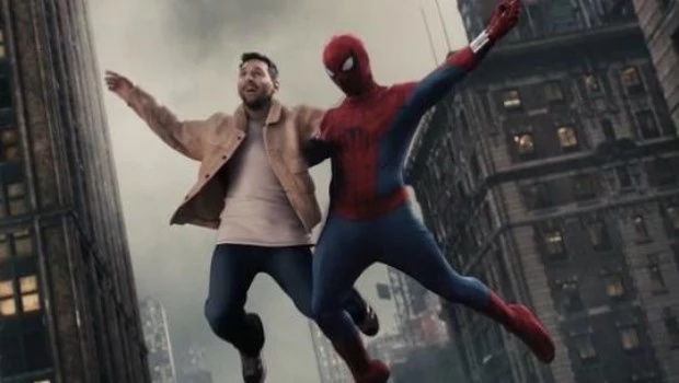 Encuentro de Messi con Spiderman que es furor en redes: el capitán de la Selección protagoniza un spot publicitario con Tom Holland