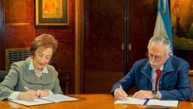 El Ministerio de Salud firmó un acuerdo para fortalecer el acceso a medicamentos e insumos