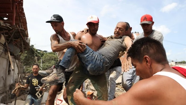 Con casi 2300 muertos y más de 11.000 heridos, Venezuela declara duelo nacional y se enfoca en los sobrevivientes