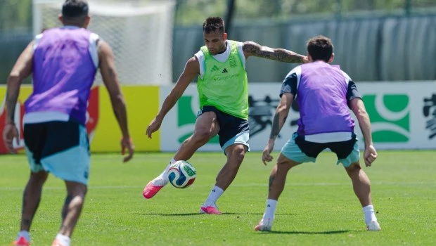 Lautaro Martínez asoma como una duda ante la pulseada que mantiene con Julián Alvarez.