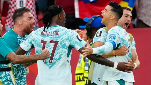 Con el VAR como protagonista excluyente, Portugal consiguió una sufrida victoria ante Croacia y sigue en el Mundial