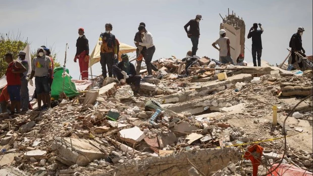 Sube a 2.645 la cifra de fallecidos por el doble terremoto en Venezuela