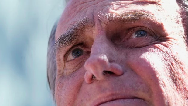 Un juez extiende la presión domiciliaria de Bolsonaro por tiempo indeterminado