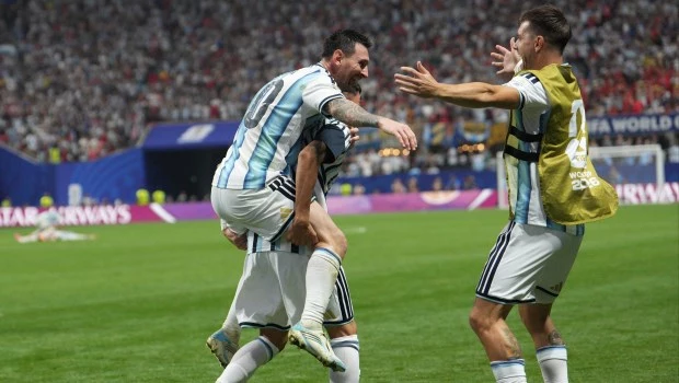 Argentina remontó un partido de manera épica ante Egipto y está en cuartos de final