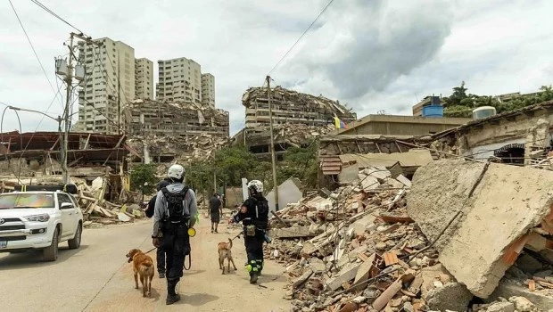 Sube a 3.685 la cantidad de muertos por los terremotos en Venezuela