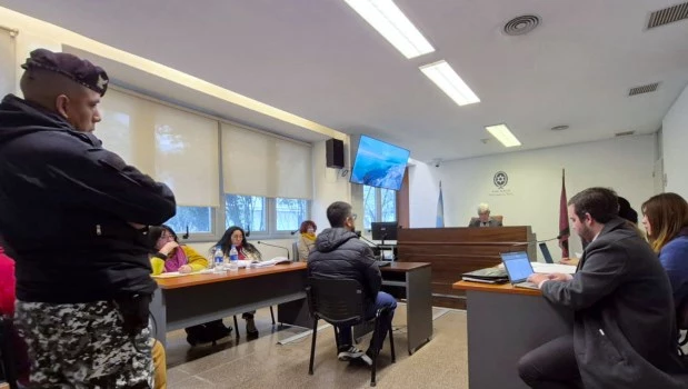 Cumplía prisión domiciliaria por la pandemia y abusaba de su hija: lo sentenciaron a 15 años