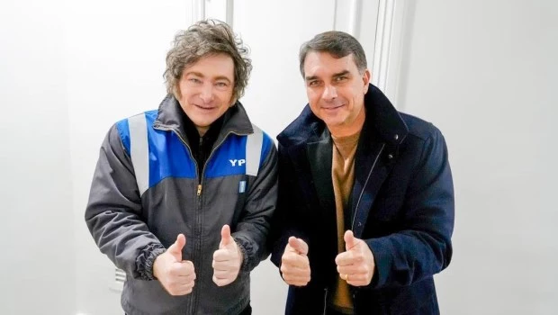 Javier Milei confirmó que viajará en julio a Brasil para apoyar a Flavio Bolsonaro