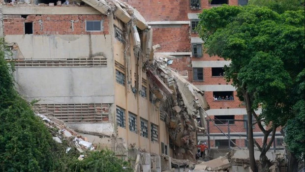 La cifra de fallecidos por los sismos en Venezuela supera los 4.300