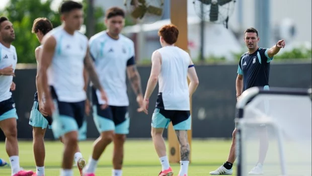 Scaloni buscará recuperar a los futbolistas tocados antes de las semifinales