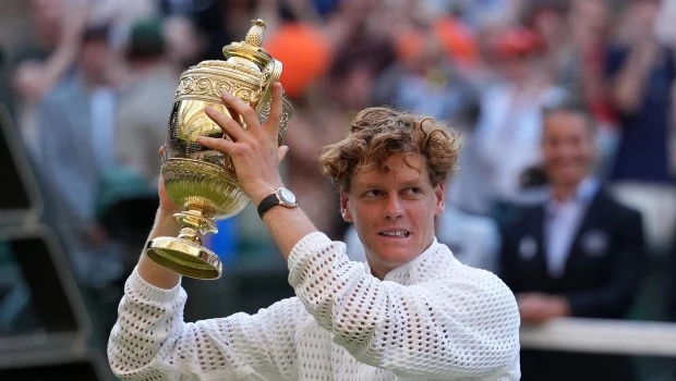 Sinner sigue haciendo historia: bicampeón de Wimbledon tras vencer a Zverev