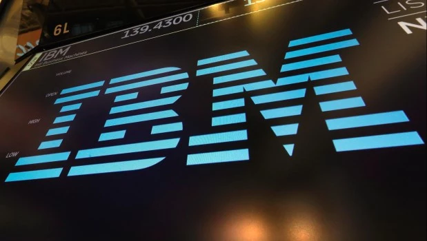 Cuando la IA se come tu negocio: IBM sufre su peor martes desde 1968 (-23,7%)