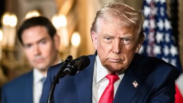 Estados Unidos activa el bloqueo naval a los puertos iraníes y lanza nuevos ataques