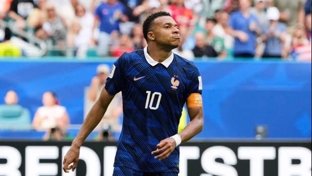 Con su doblete en el partido por el tercer puesto, Kylian Mbappé supe´ro a Lionel Messi y se convirtió en el máximo anotador de la historia de los mundiales con 21 tantos.