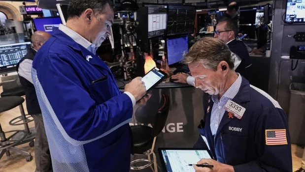 Wall Street abrió en alza gracias a semiconductores y expectativas de diálogo con Irán
