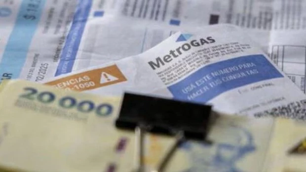 El costo de los servicios públicos en el AMBA subió un 4,6% en julio y se lleva el 15% del salario