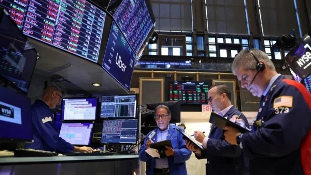 El Merval rompió cadenas del exterior y se disparó por la mejora de Moody’s