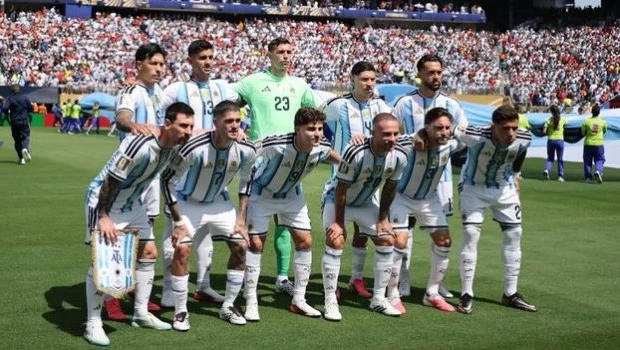 Los ataques “woke” contra los argentinos beneficiaron a Milei