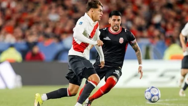 Papelón tu nombre es River