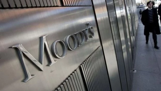 Moody’s mejoró la nota de cinco empresas argentinas
