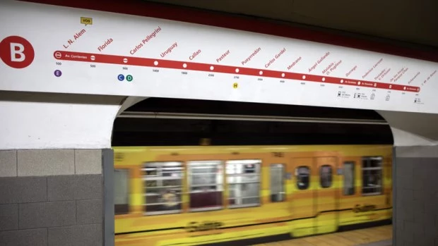 Un hombre murió arrollado por el subte en la estación Malabia
