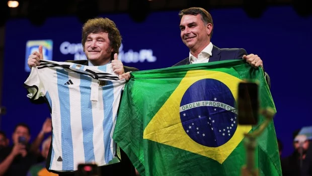 La estrategia del “second best” se juega en dos elecciones ajenas