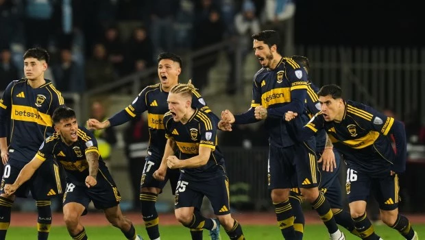 Boca sufrió, perdió con O'Higgins, pero avanzó a octavos por penales