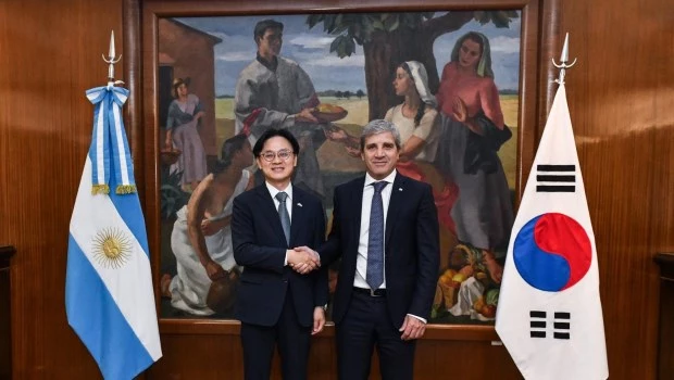 Caputo recibió al ministro de Industria de Corea del Sur