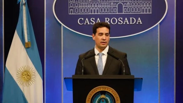El Gobierno aplicará sanciones por el paro portuario