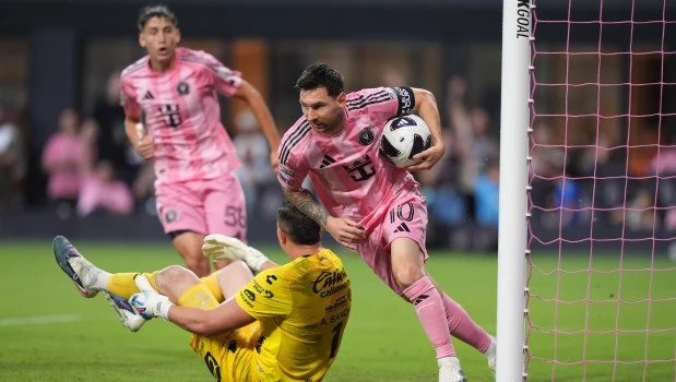 Messi anota sus primeros goles después del Mundial en la victoria de Inter Miami sobre Atlético de San Luis