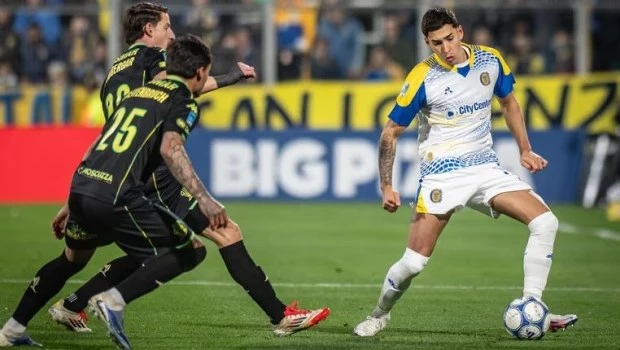 Rosario Central reaccionó a tiempo contra Aldosivi y se mantiene en zona de clasificación