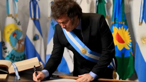 Milei anunció que se restituye la denominación del “Día del Niño”