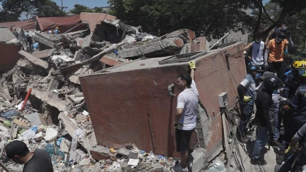 El terremoto de magnitud 7,4 rememora la tragedia del gran sismo de 1999 en la ciudad colombiana de Armenia