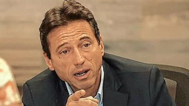 Moretti: “Les dejé 20 millones de dólares en 4 jugadores; a ver qué hacen”