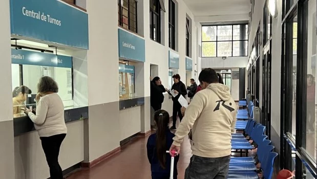 La Provincia busca recuperar deudas de las obras sociales por la atención en hospitales públicos
