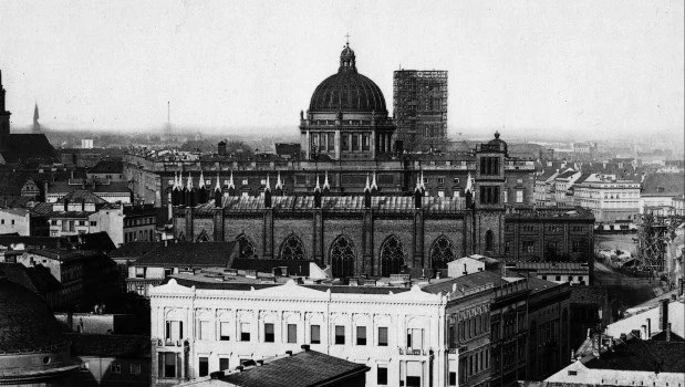 Parte de la trama de ‘La dama en la sombra’ transcurre en el Berlín de 1866.