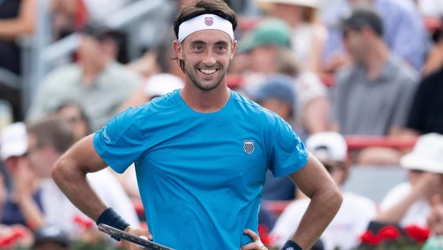 Thiago Tirante dio el batacazo y derrotó a Djokovic en Cincinnati