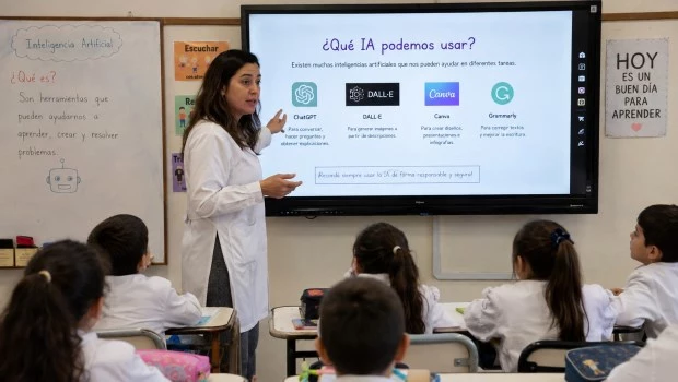 La Ciudad incorporó la inteligencia artificial a la currícula escolar obligatoria