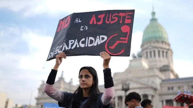 Un informe asegura que sólo el 15% de argentinos evalúa positivamente la situación del país