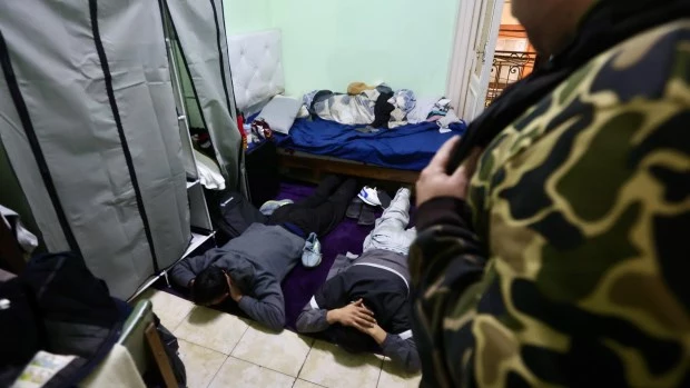 Detuvieron a 17 dealers en Constitución e incautaron 8.700 dosis de droga